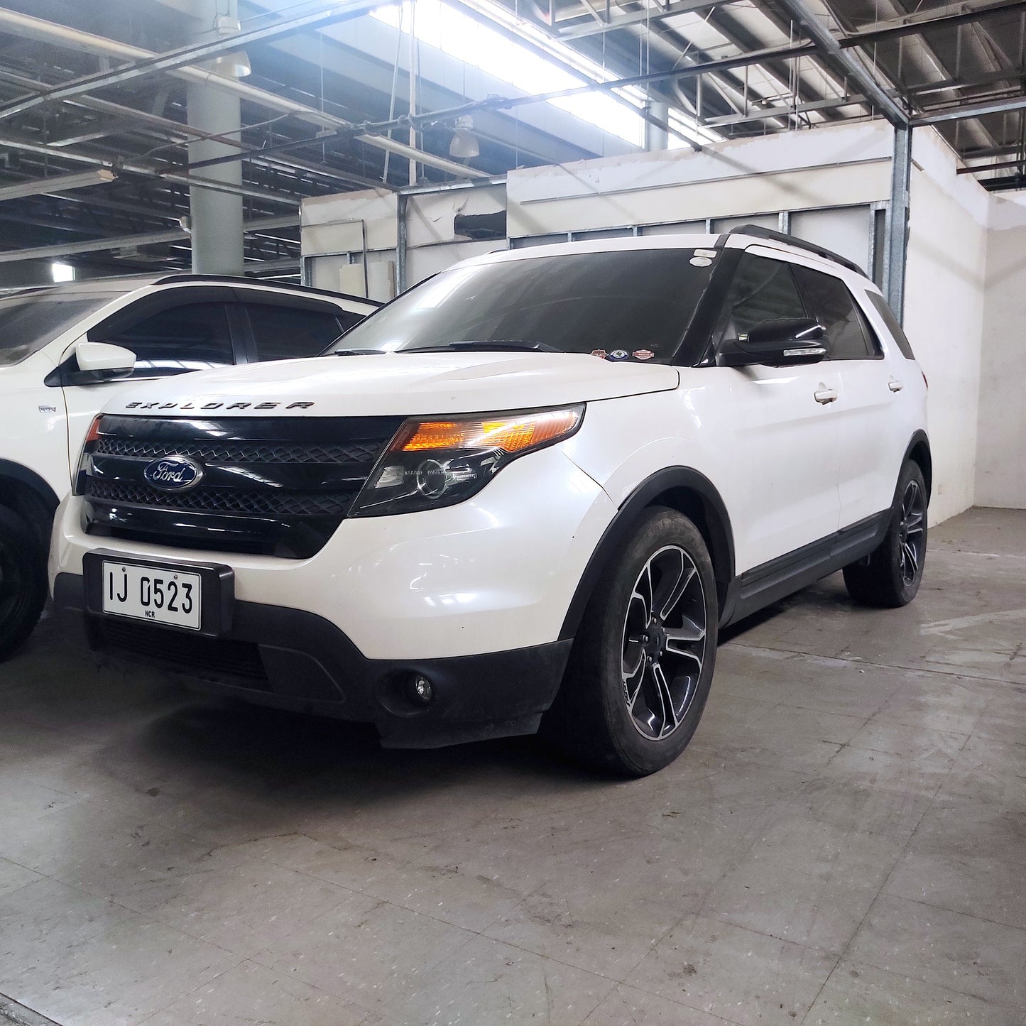 2015 Ford Explorer 3.5L V6 4x4 Limited, AT, GAS	95T