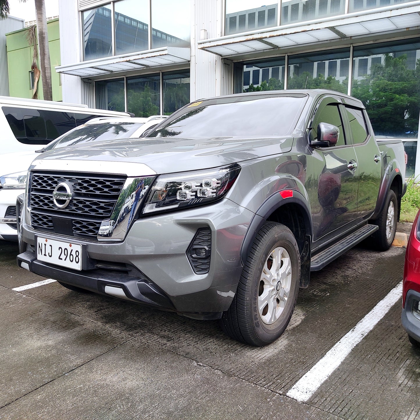 2023 Nissan Navara VE Calibre 2.5L 4x2, AT, DSL	11T