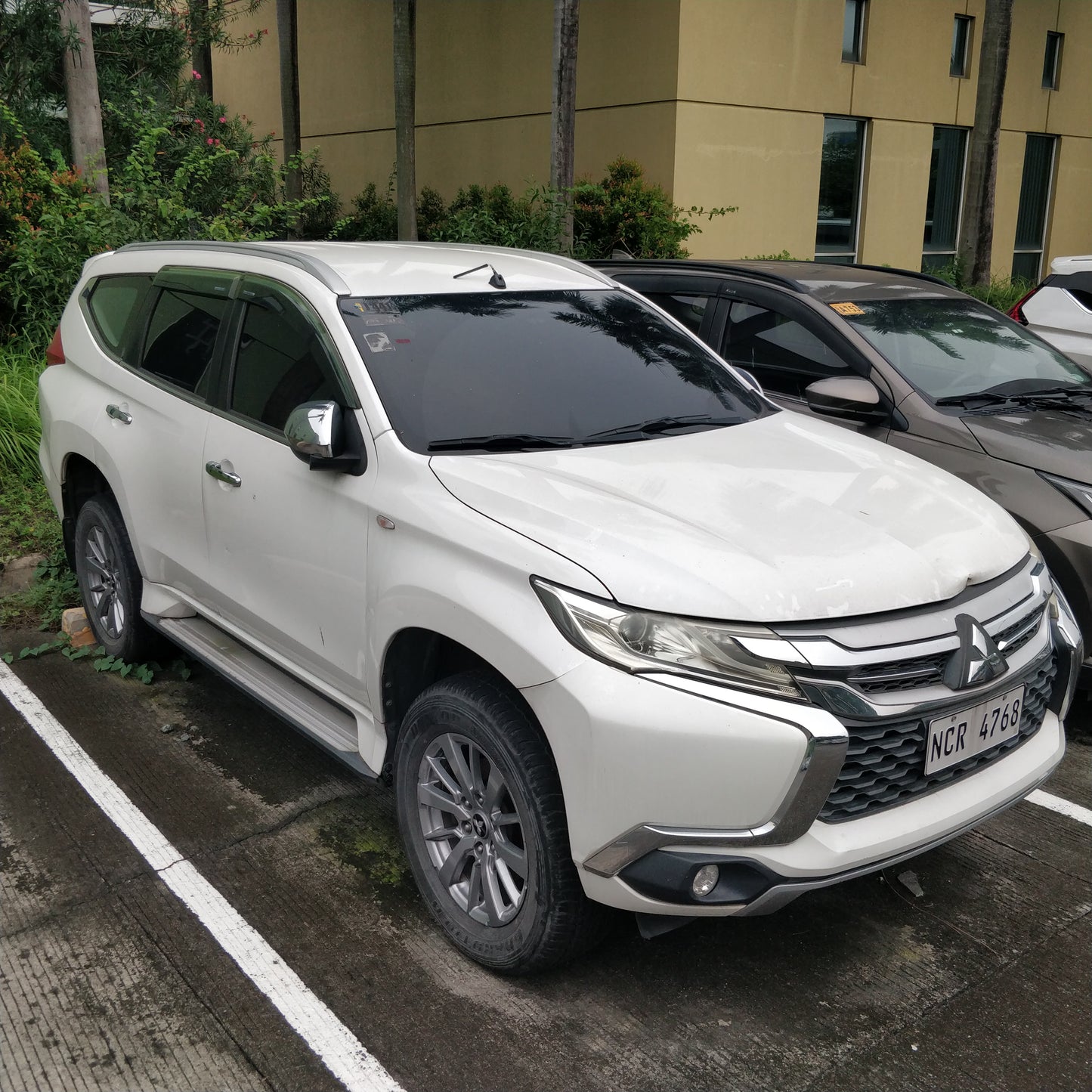 2017 Mitsubishi Montero Sport GLS 2WD 2.4 AT DSL 92T