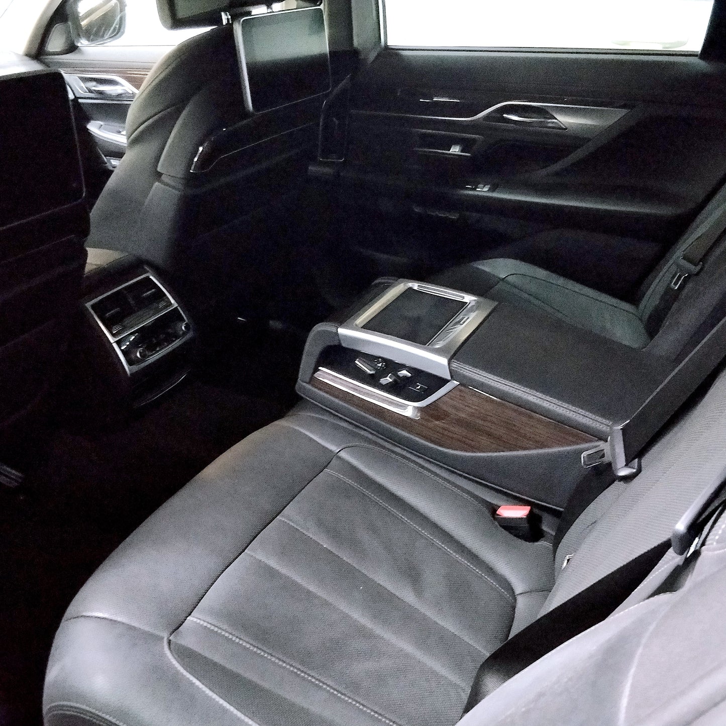 2018 BMW 740Li Limousine 3.0L, AT, Gas 47T