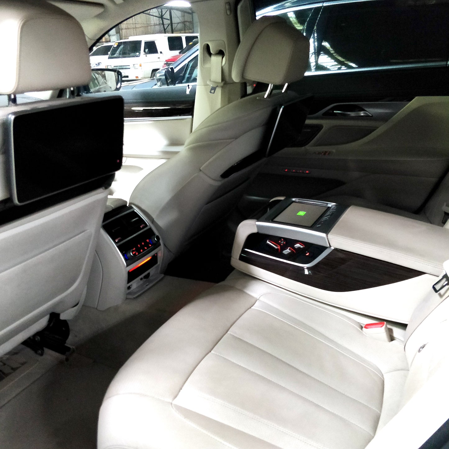 2018 BMW 740Li Limousine 3.0L, AT, Gas 44T