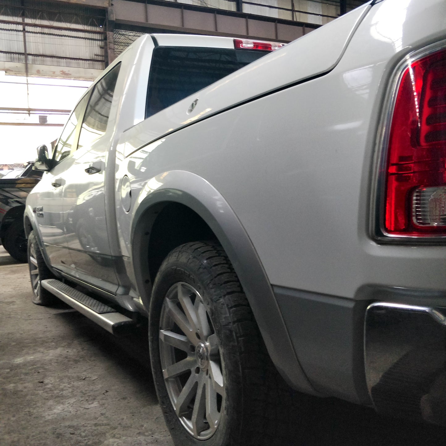 2017 Dodge Ram 1500 Laramie 5.7L V8 Hemi 4x4, AT, GAS 44T